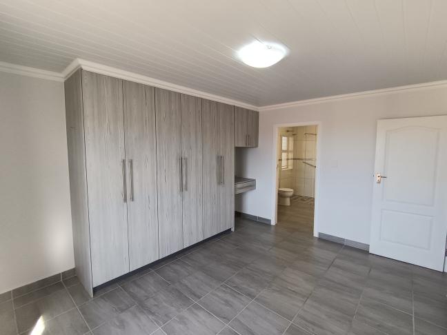 3 Bedroom Property for Sale in Seemeeu Park Western Cape